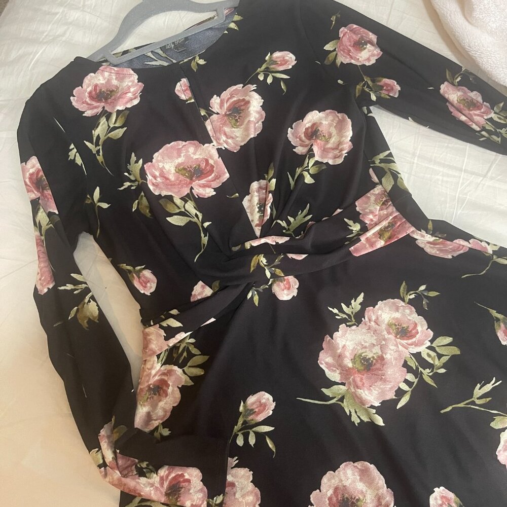 Lily Rose Floral Long Sleeve Dress – Juniors Size Large